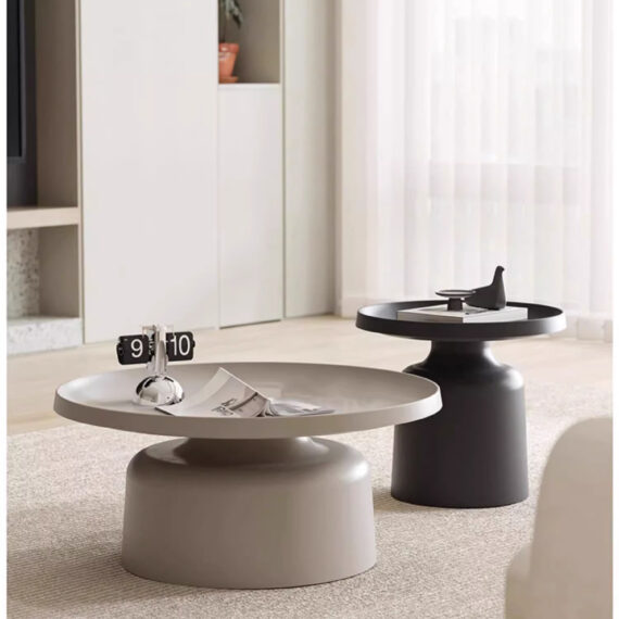 Medias Yin Small Black Round Table